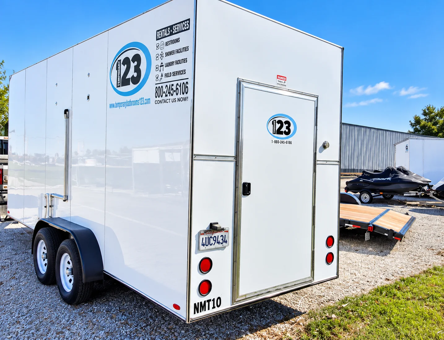 Refrigerated trailer rear exterior and access door